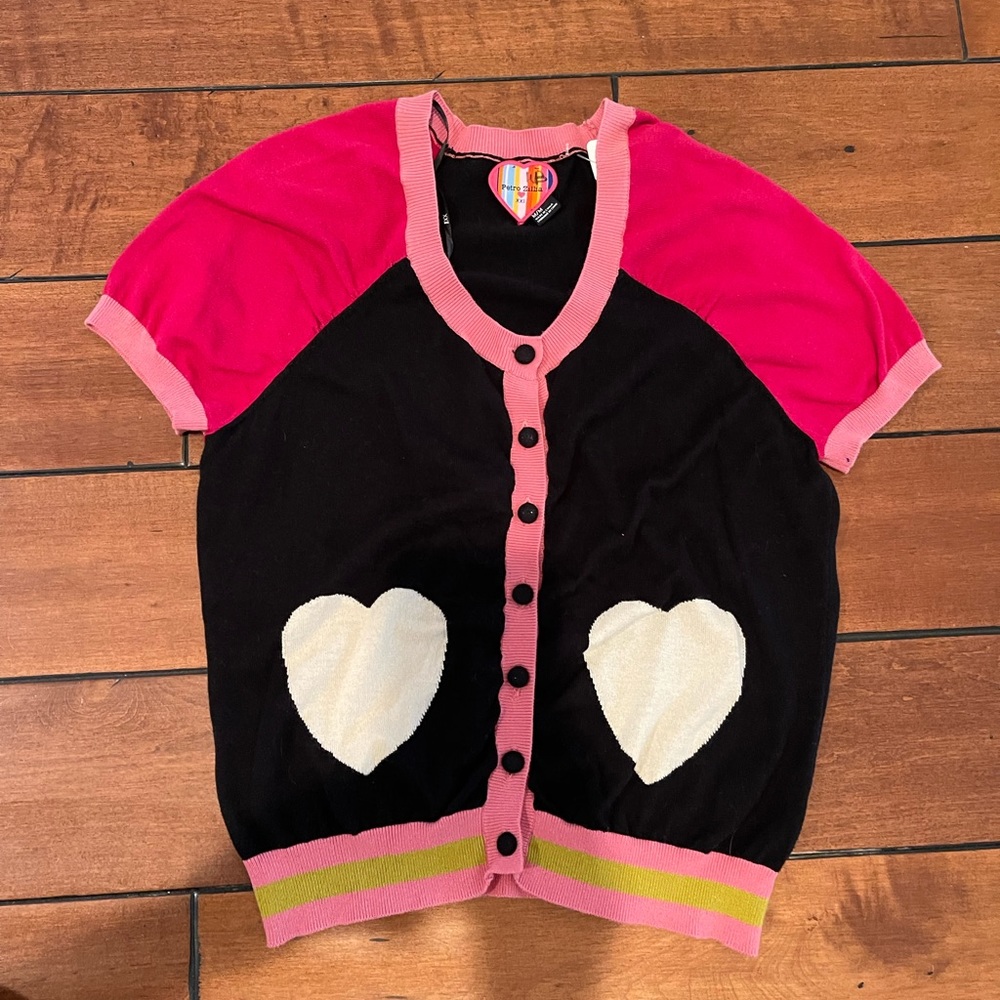 Petro Zillia heart shortsleeved cardigan M